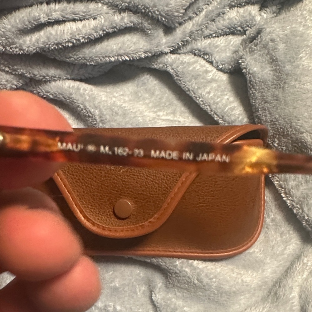 Persol Tan Leather Sunglasses Holder - Picture 4 of 5